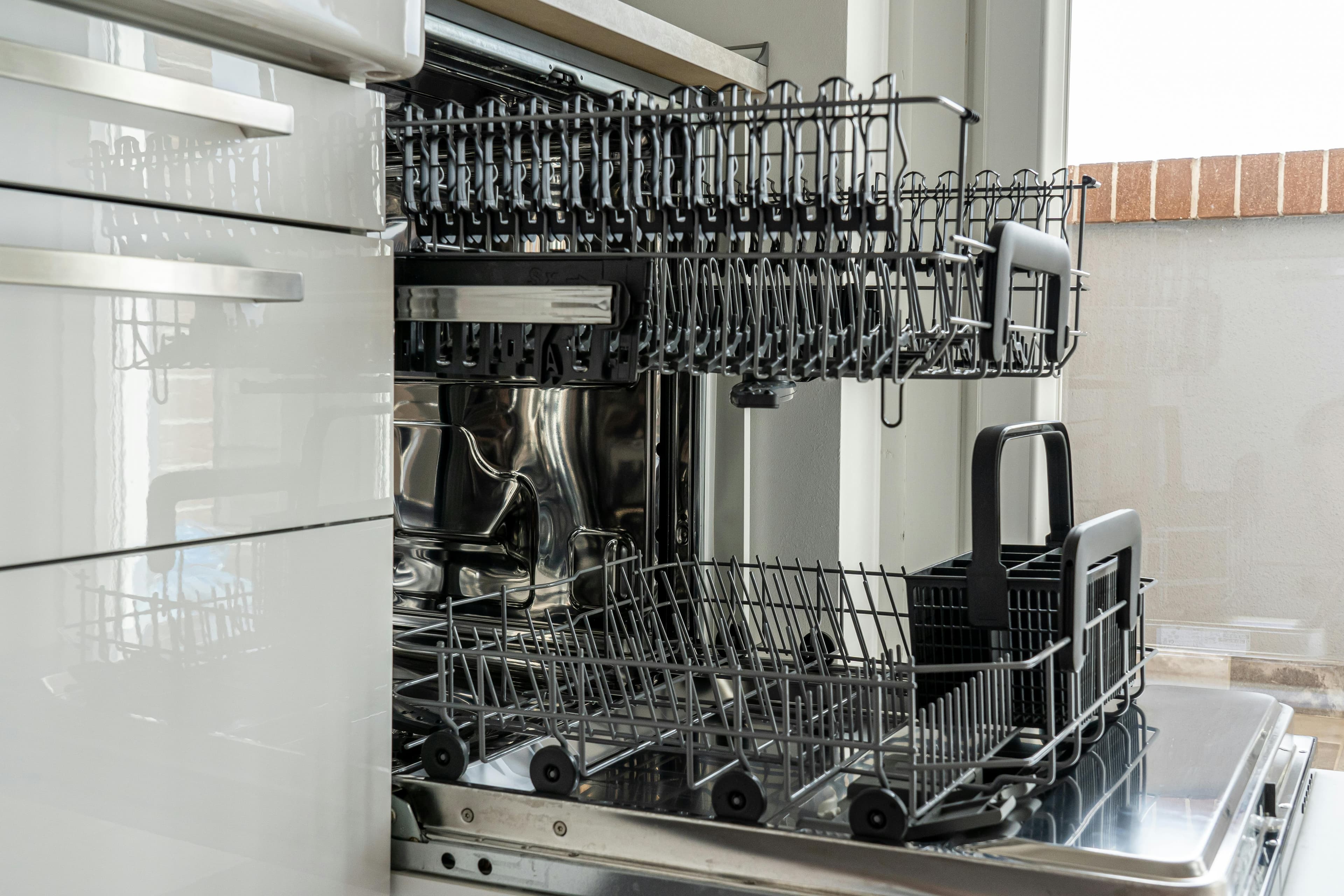 can-a-dishwasher-ruin-your-knife-the-truth-about-knife-cleaning
